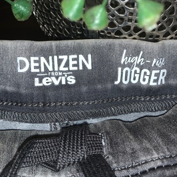 Y2K LEVI’S HIGH-RISE DENIZEN JOGGER IN VINTAGE GRAY SIZE SMALL - Picture 8 of 10
